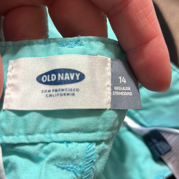 Turquoise Old Navy Chino shorts - Picture 3 of 3